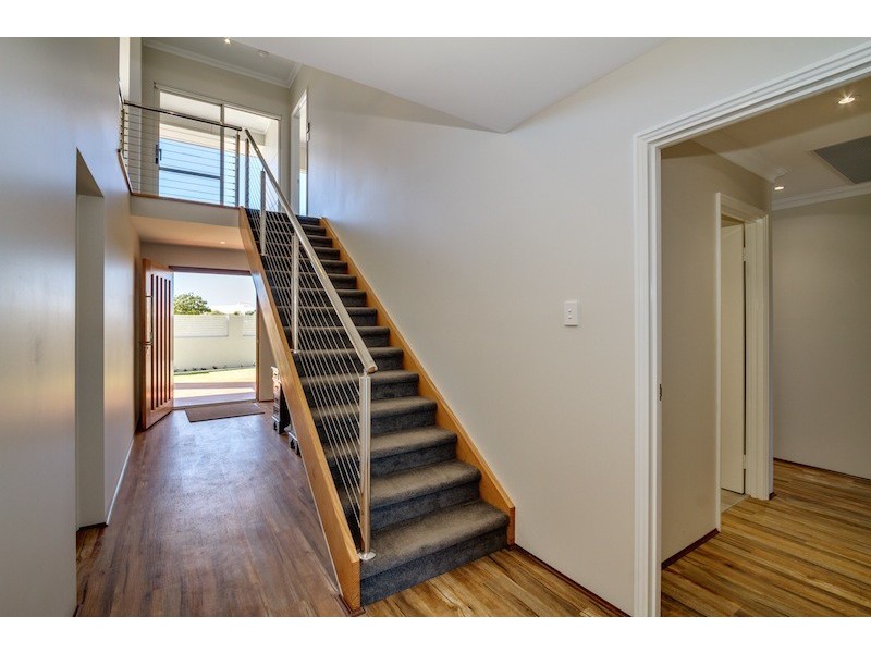 24 Burgee Cove, Geographe WA 6280