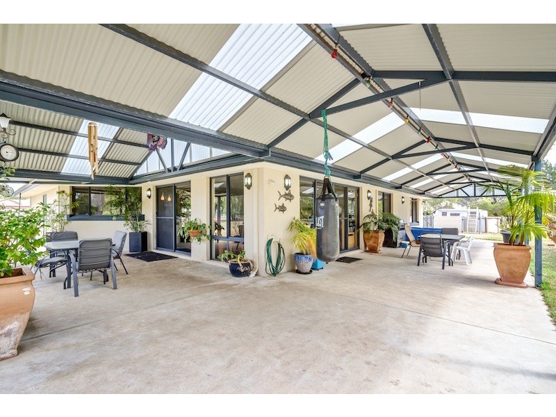 6 Woolgar Retreat, Yalyalup WA 6280