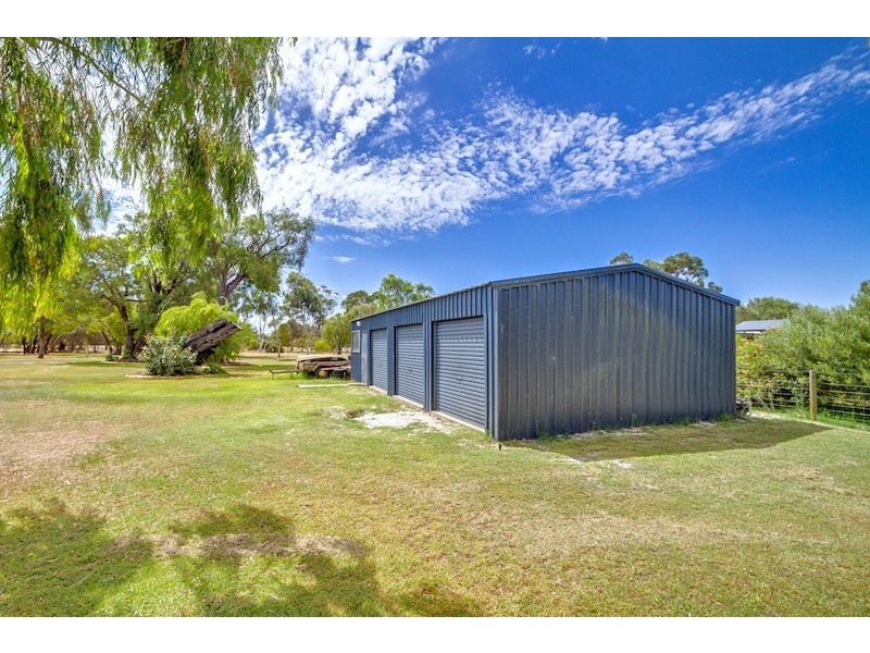6 Woolgar Retreat, Yalyalup WA 6280