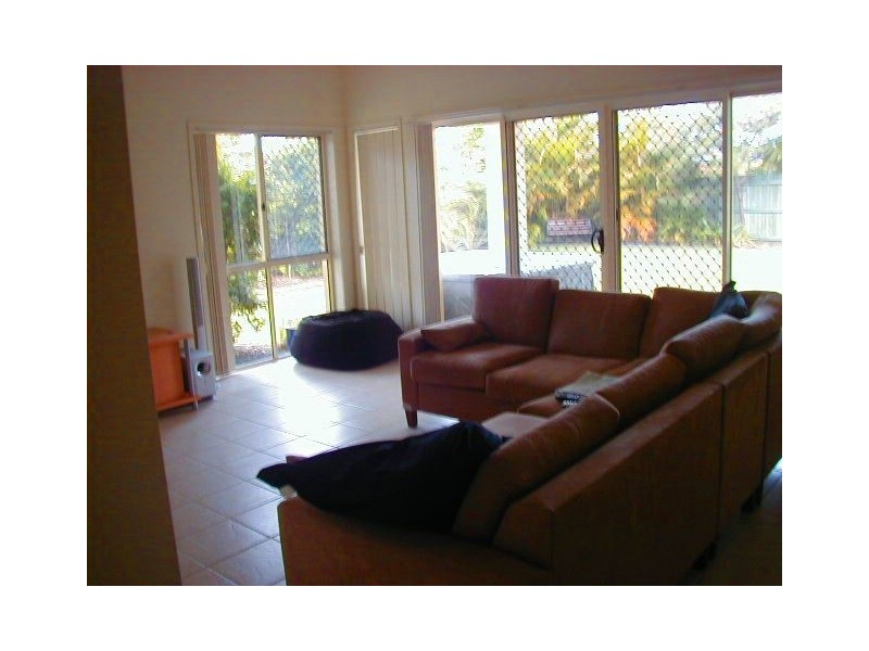 6 Matthew Crescent, Pelican Waters QLD 4551