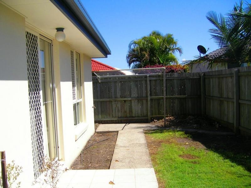 6 Matthew Crescent, Pelican Waters QLD 4551