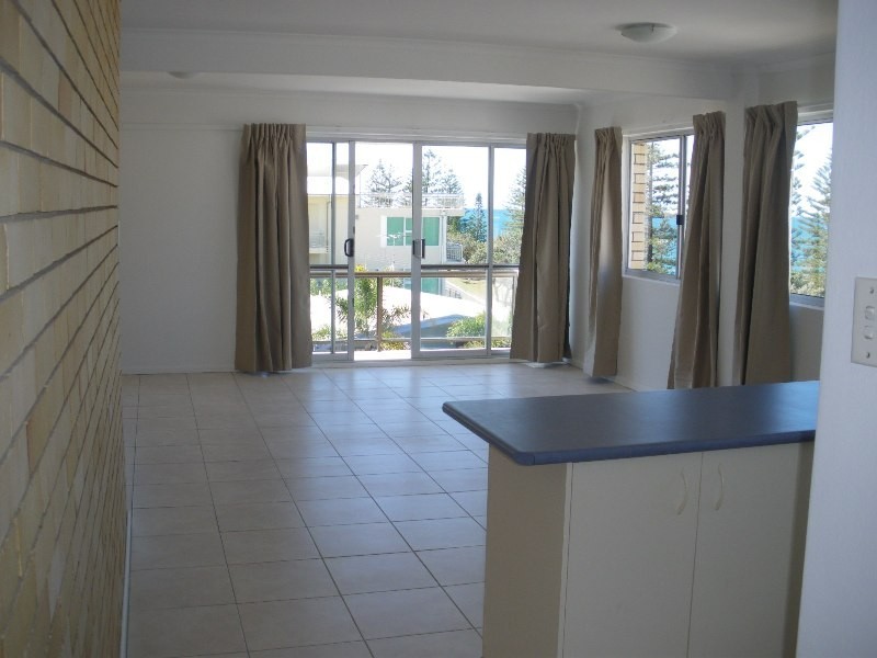 4/4 Margaret Street, Kings Beach QLD 4551