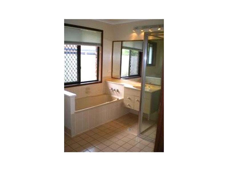 54 Anning Avenue, Golden Beach QLD 4551