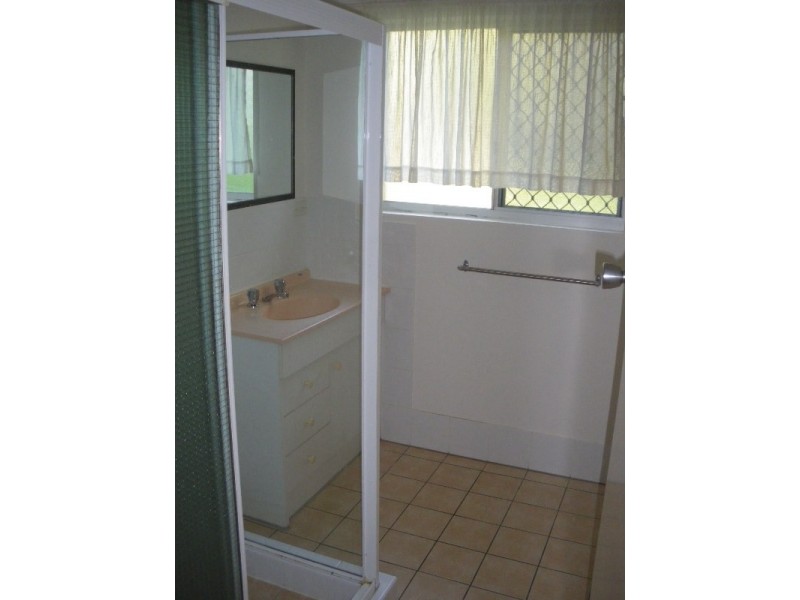 2/3 Edith Street, Caloundra QLD 4551