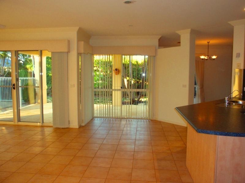 13 Gradorean Street, Pelican Waters QLD 4551
