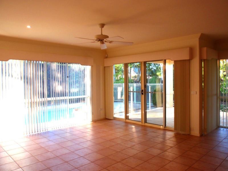13 Gradorean Street, Pelican Waters QLD 4551