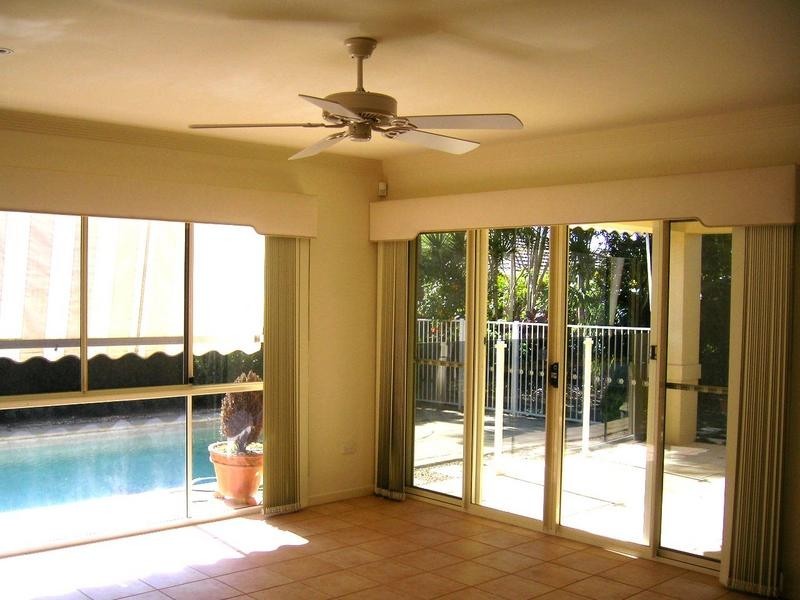 13 Gradorean Street, Pelican Waters QLD 4551