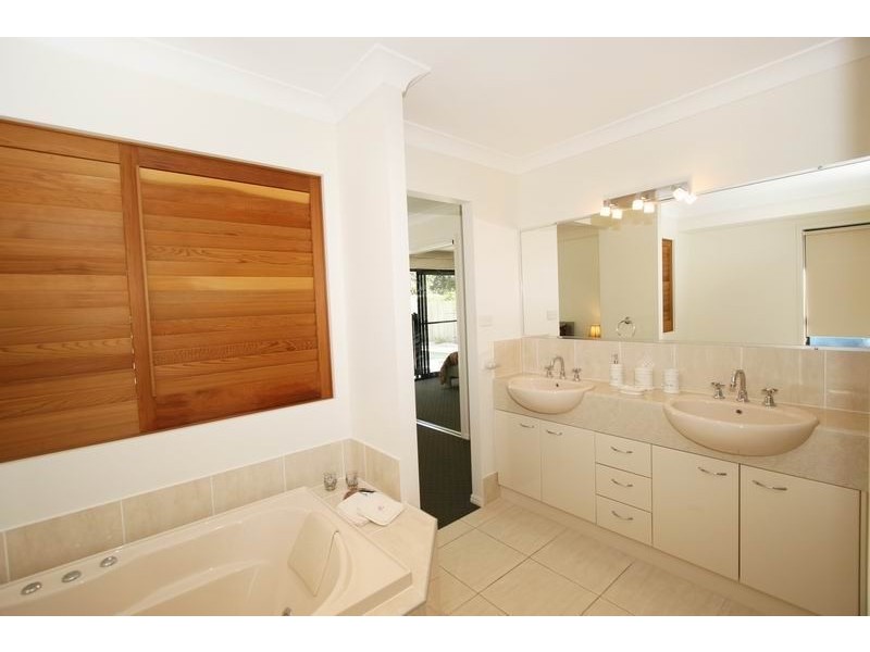 9 Tibrogargan Place, Pelican Waters QLD 4551