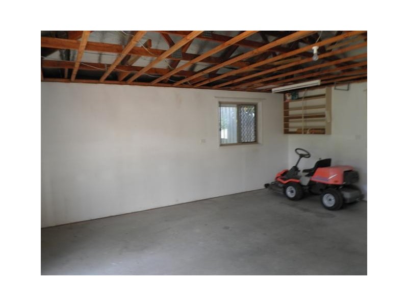 16 Brolga Court, Little Mountain QLD 4551
