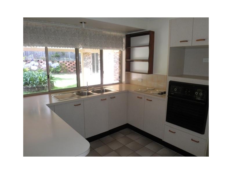 16 Brolga Court, Little Mountain QLD 4551