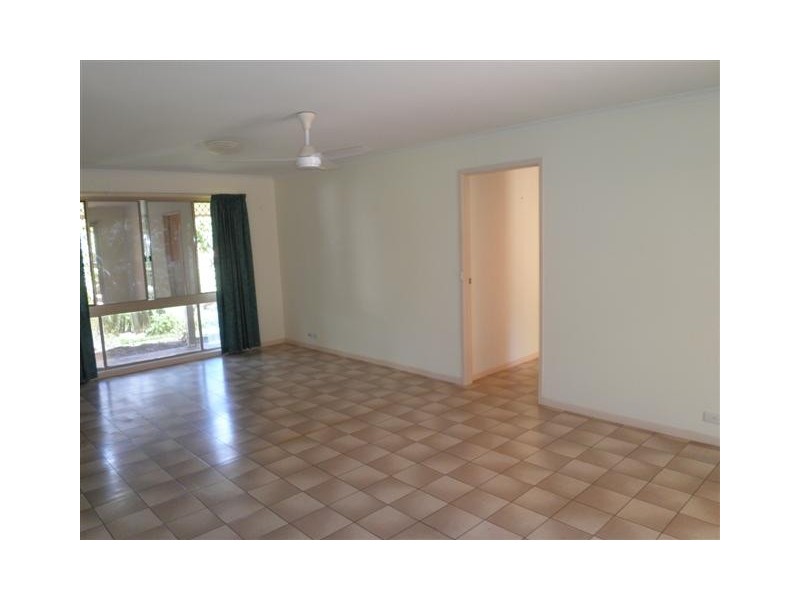 16 Brolga Court, Little Mountain QLD 4551
