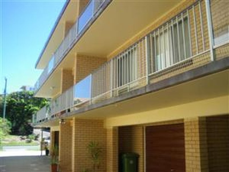 2/17 Arthur Street “Excalibur”, Kings Beach QLD 4551