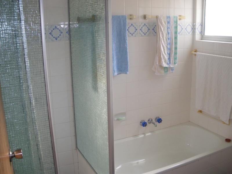2/17 Arthur Street “Excalibur”, Kings Beach QLD 4551