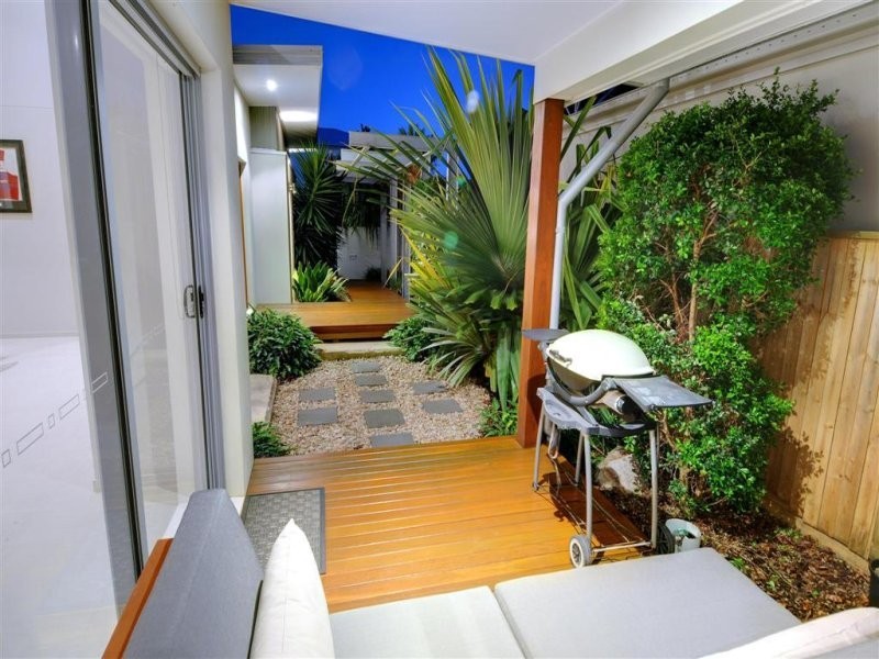 13 Headland Court, Moffat Beach QLD 4551