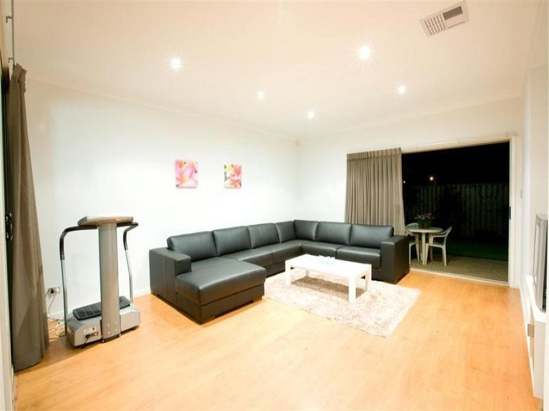 11 Cutter Street, Wurtulla QLD 4575