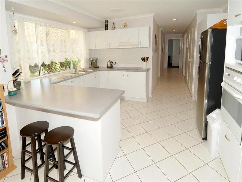 2/29 Parklands Boulevard, Little Mountain QLD 4551