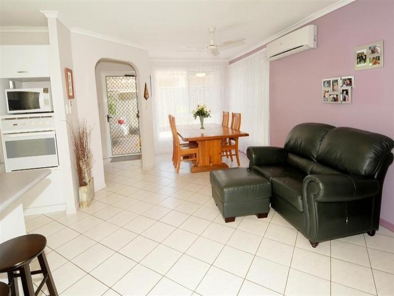 2/29 Parklands Boulevard, Little Mountain QLD 4551