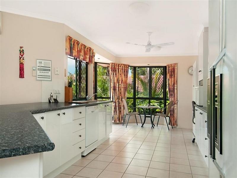 11 Homestead Drive, Little Mountain QLD 4551