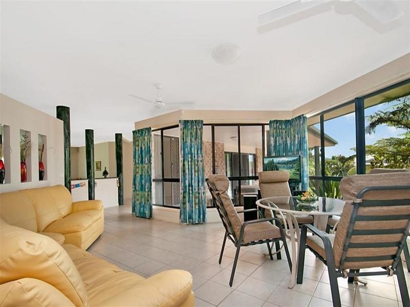 11 Homestead Drive, Little Mountain QLD 4551