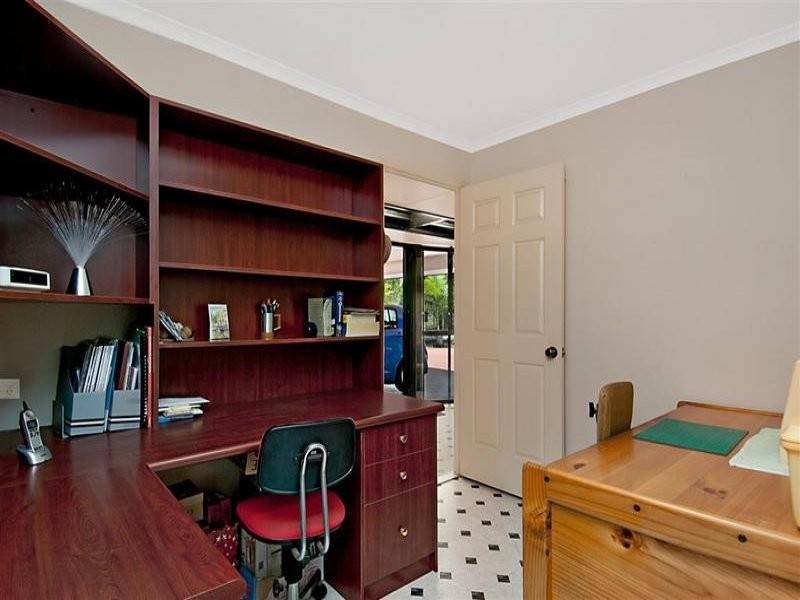 11 Homestead Drive, Little Mountain QLD 4551