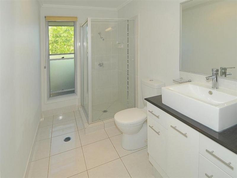 3 Jason Place, Little Mountain QLD 4551