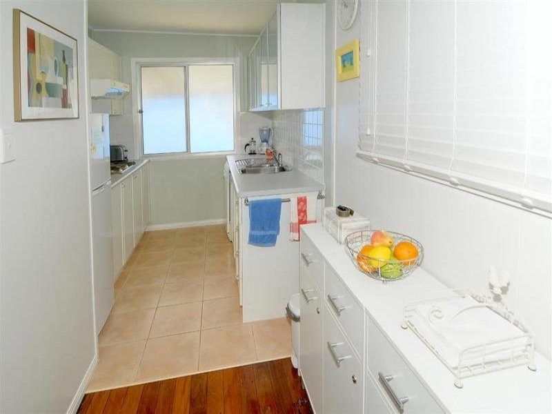 90 Landsborough Parade, Golden Beach QLD 4551