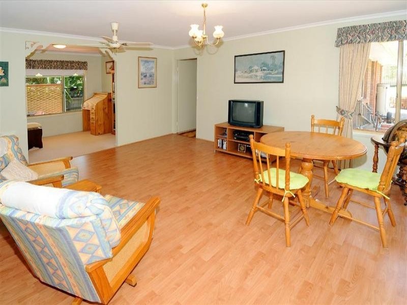 12 Cromwell Street, Battery Hill QLD 4551