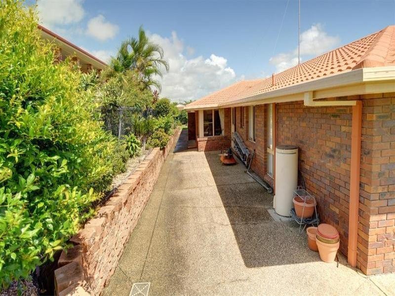 12 Cromwell Street, Battery Hill QLD 4551