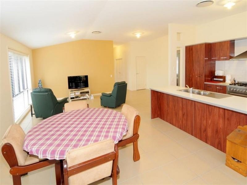 12 Joshua Close, Little Mountain QLD 4551