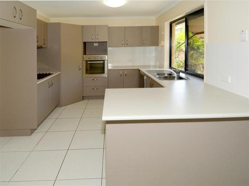 19 Cullen Drive, Little Mountain QLD 4551