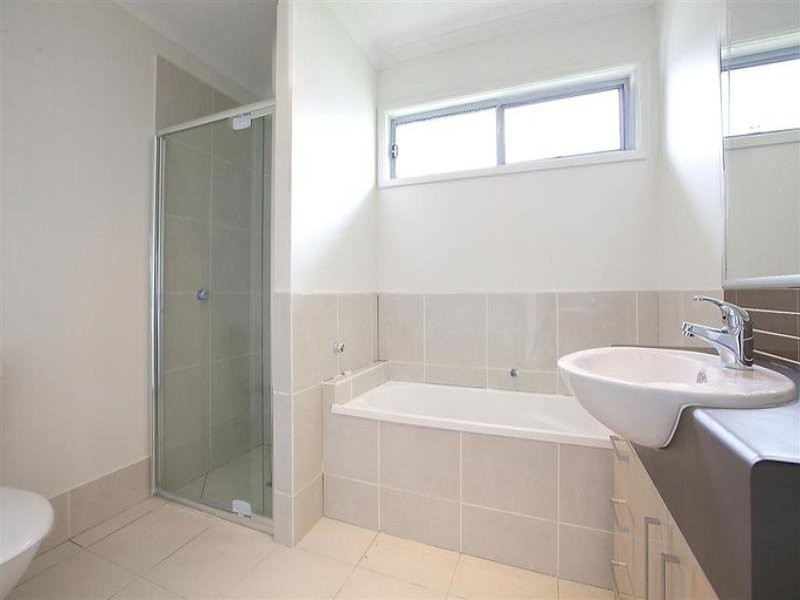 16 Cumberland Crescent, Caloundra QLD 4551