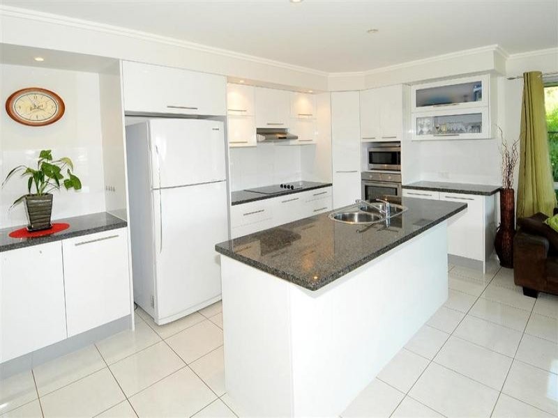 3 Jason Place, Little Mountain QLD 4551