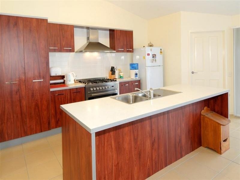 12 Joshua Close, Little Mountain QLD 4551