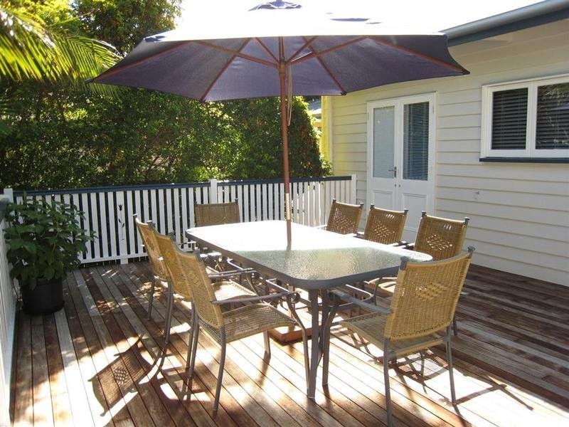 90 Landsborough Parade, Golden Beach QLD 4551