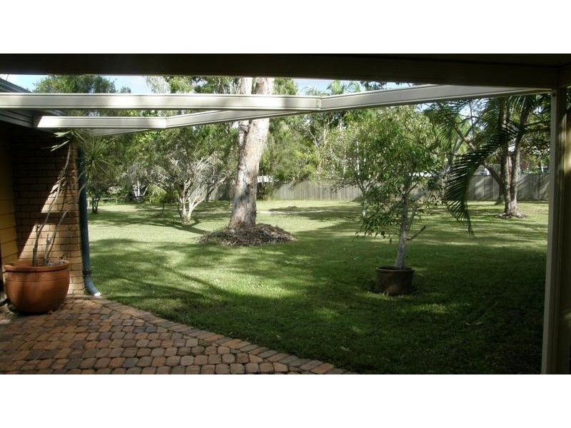 12 Winchester Road, Little Mountain QLD 4551