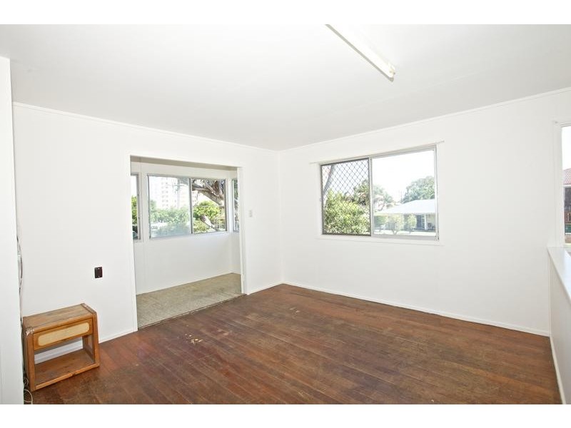 13 Nelson Street, Golden Beach QLD 4551