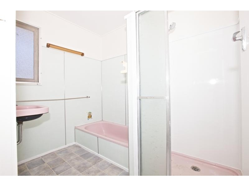 13 Nelson Street, Golden Beach QLD 4551