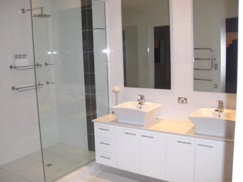 10 Tooringoor Close, Pelican Waters QLD 4551