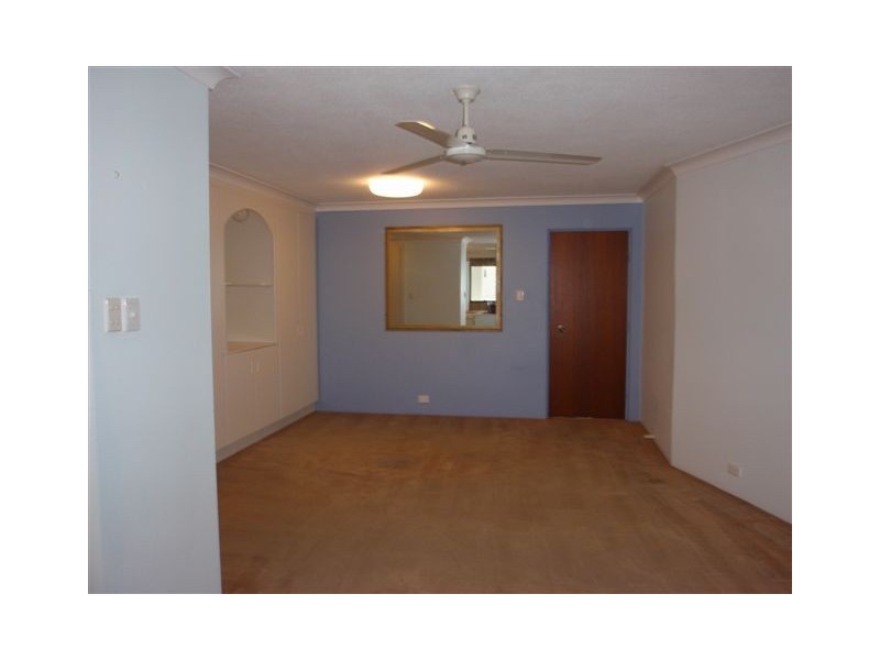 2/46 Warne Terrace, Kings Beach QLD 4551