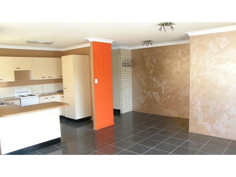 1/25 Lower Gay Terrace, Kings Beach QLD 4551