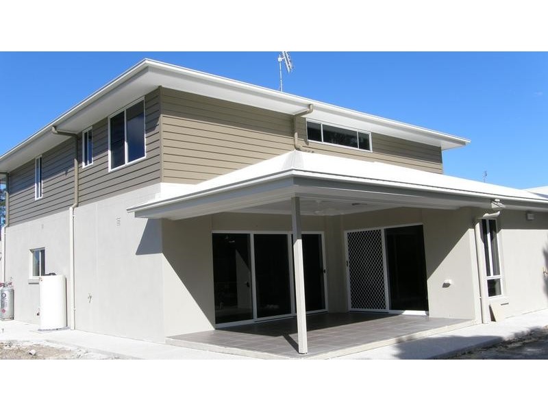 27 Cumberland Crescent, Little Mountain QLD 4551