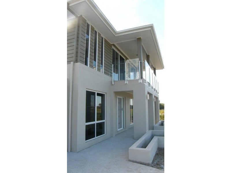 27 Cumberland Crescent, Little Mountain QLD 4551