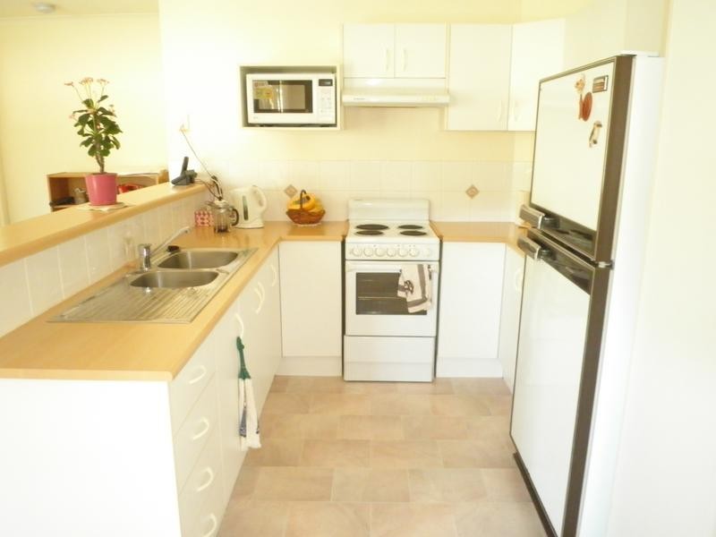 3 Tullamore Court, Little Mountain QLD 4551
