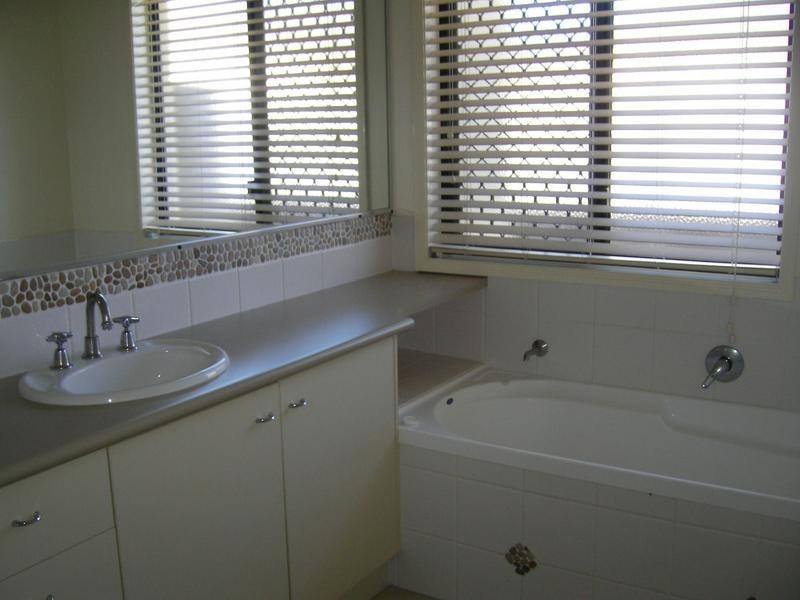 5 Botany Drive, Pelican Waters QLD 4551