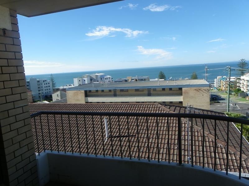 5/17 Dingle Avenue, Kings Beach QLD 4551