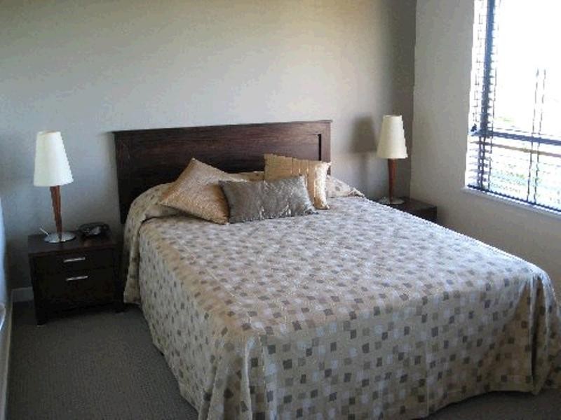 20/1 Millennium Circuit ” Vardon Point “, Pelican Waters QLD 4551