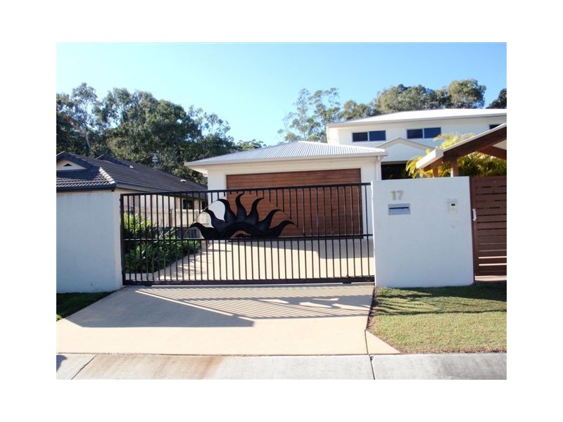 17 Somerset Lane, Little Mountain QLD 4551