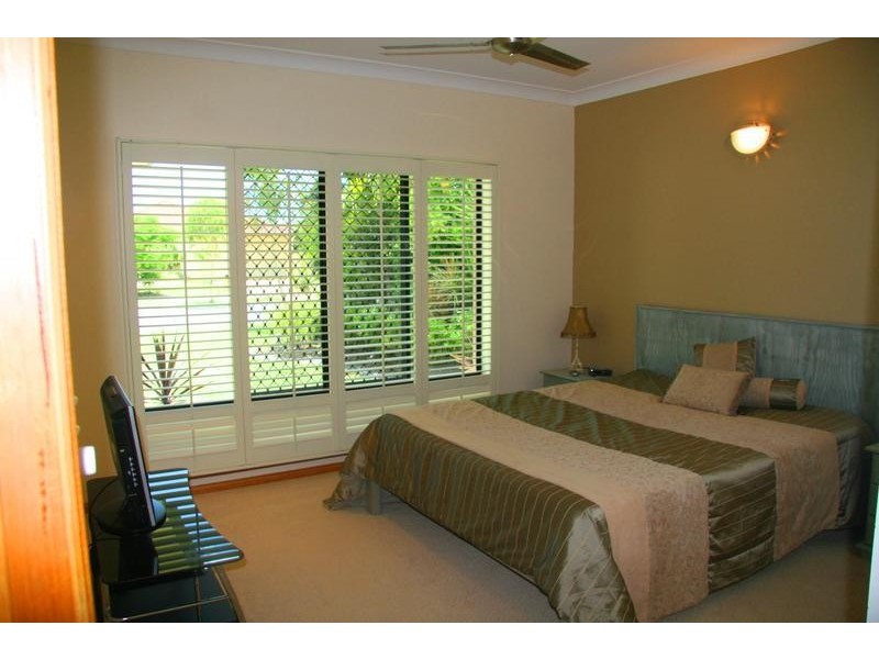 4 Botany Drive, Pelican Waters QLD 4551