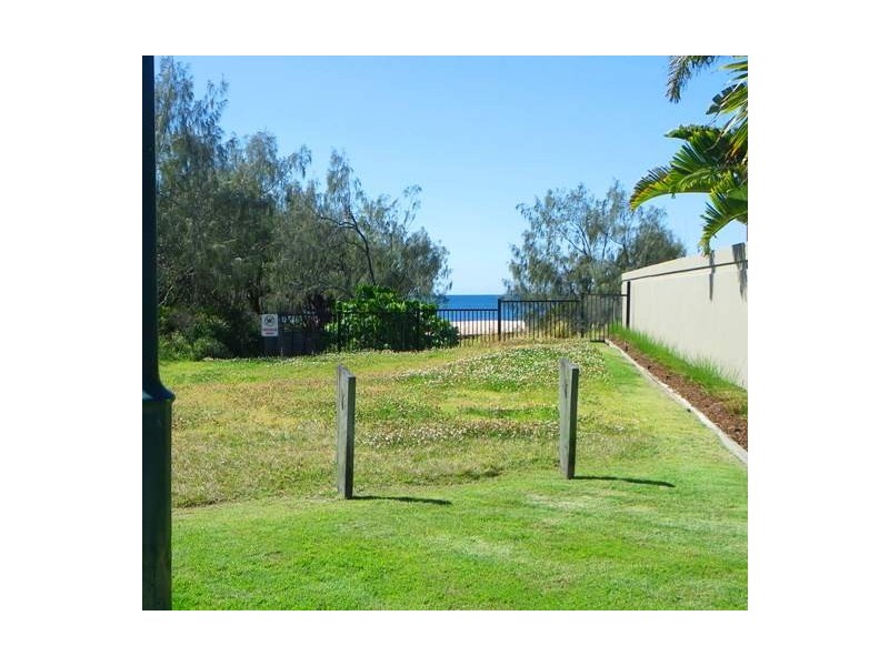 9 Beachside Court, Shelly Beach QLD 4551