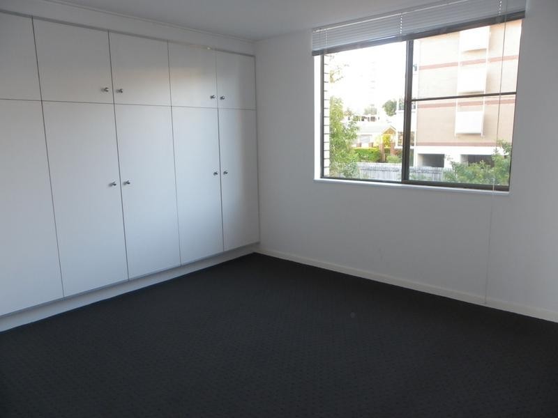 5/35 Lower Gay Terrace, Kings Beach QLD 4551